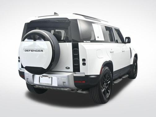 2022 Land Rover Defender 110 S