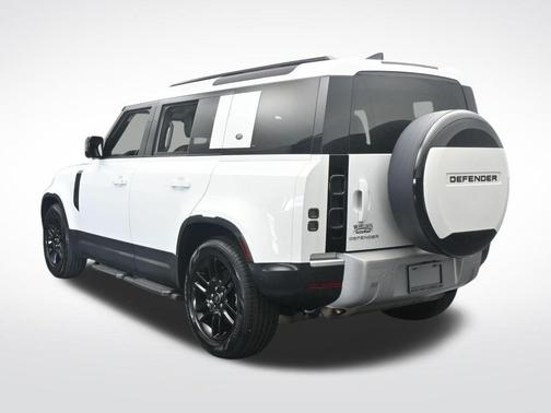 2022 Land Rover Defender 110 S