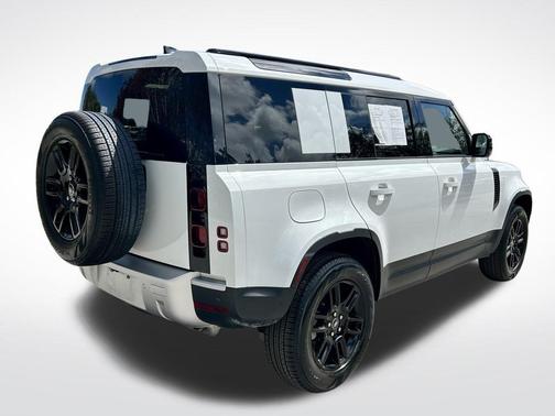 2025 Land Rover Defender P300