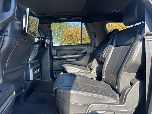 2021 Ford Expedition Max XLT