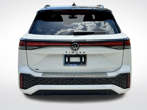 White 2026 Volkswagen Tiguan 2.0T SE R-Line Black