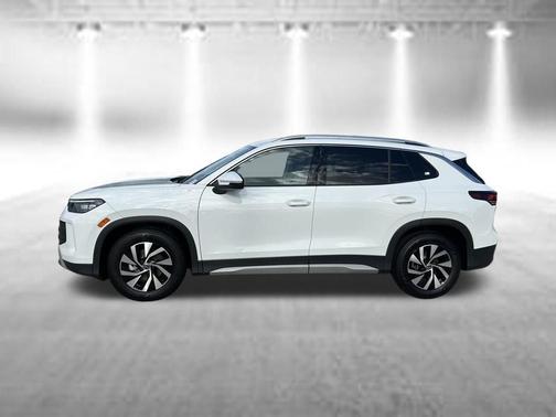 Pure White 2026 Volkswagen Tiguan 2.0T S