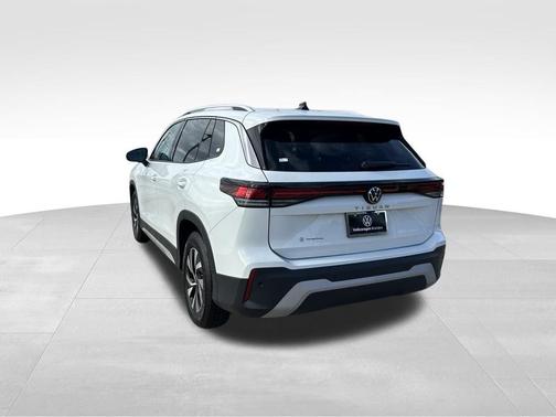 Pure White 2026 Volkswagen Tiguan 2.0T S