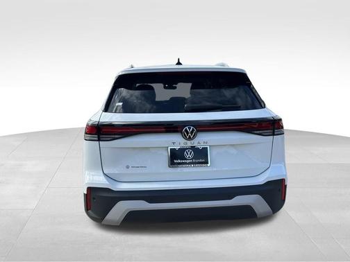 Pure White 2026 Volkswagen Tiguan 2.0T S