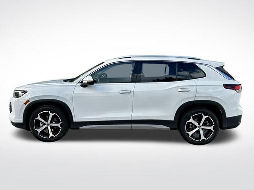 2025 Volkswagen Tiguan 2.0T SE