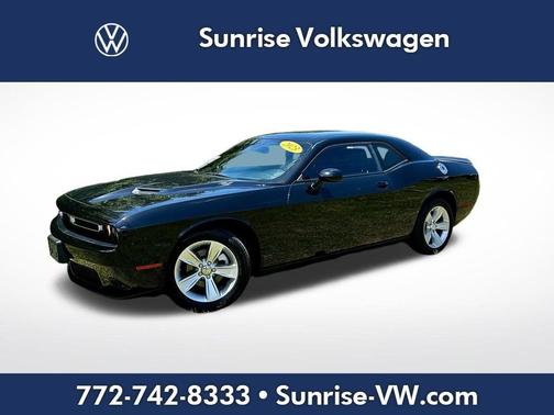 2023 Dodge Challenger SXT