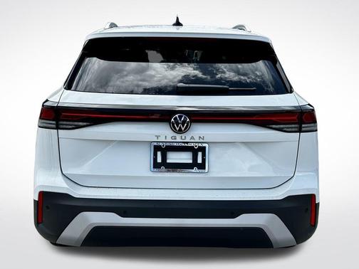 2025 Volkswagen Tiguan 2.0T S
