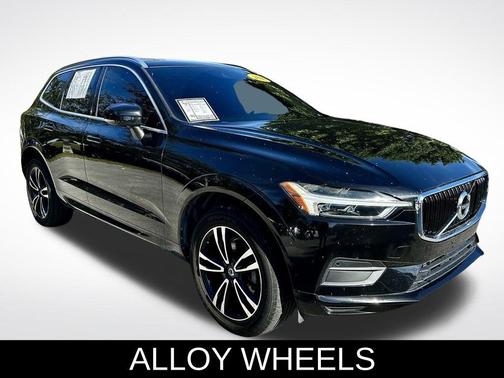 2020 Volvo XC60 T5 Momentum