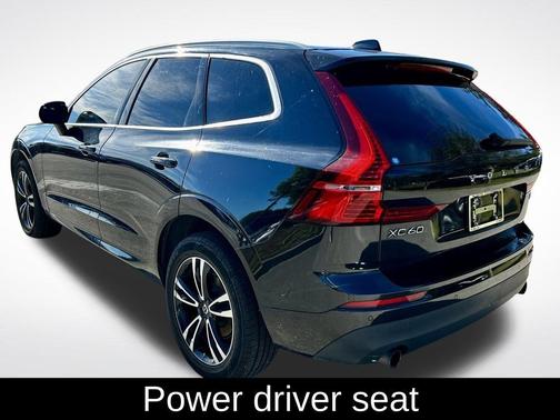 2020 Volvo XC60 T5 Momentum