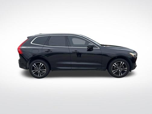 2020 Volvo XC60 T5 Momentum