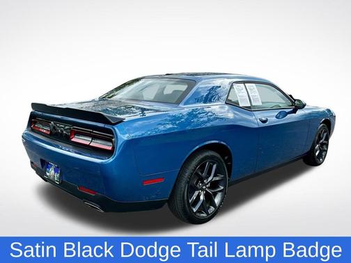 2022 Dodge Challenger SXT