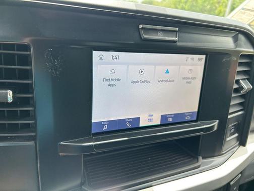 Oxford White 2025 Ford F-250 XLT