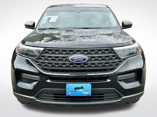 2021 Ford Explorer Base