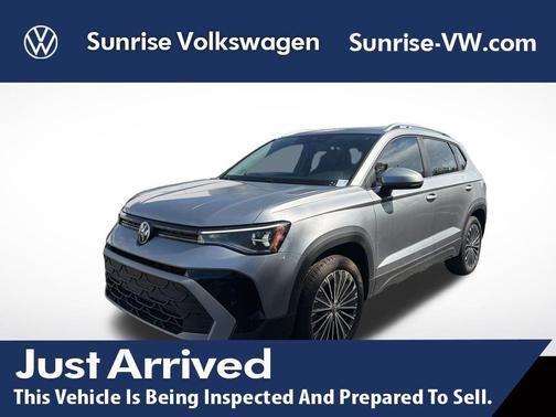 2025 Volkswagen Taos 1.5T SE