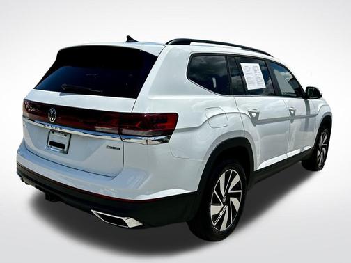 2024 Volkswagen Atlas 2.0T SE