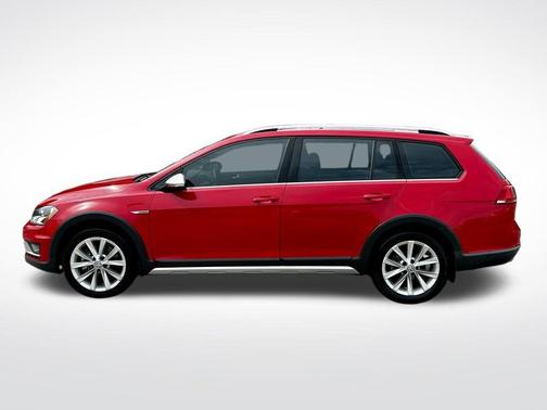 2017 Volkswagen Golf Alltrack TSI SE