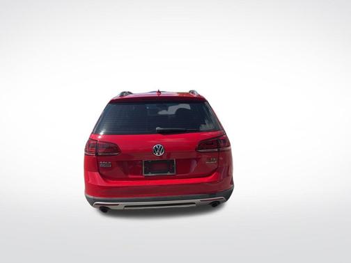 2017 Volkswagen Golf Alltrack TSI SE