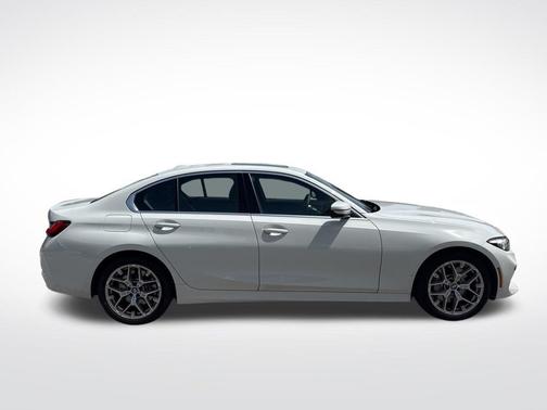 2025 BMW 330 i