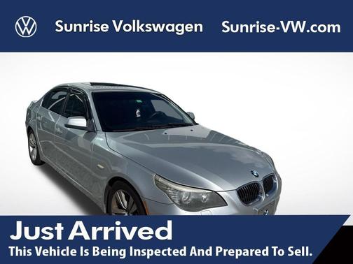 2010 BMW 528 i