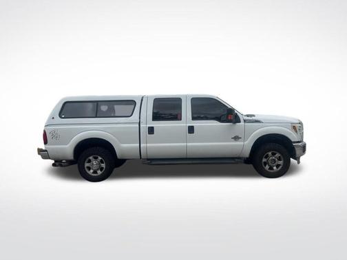 White 2013 Ford F-250 XLT