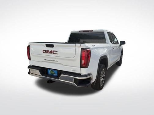 Summit White 2024 GMC Sierra 1500 SLT