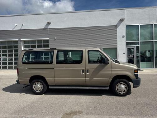 2009 Ford E150 XL
