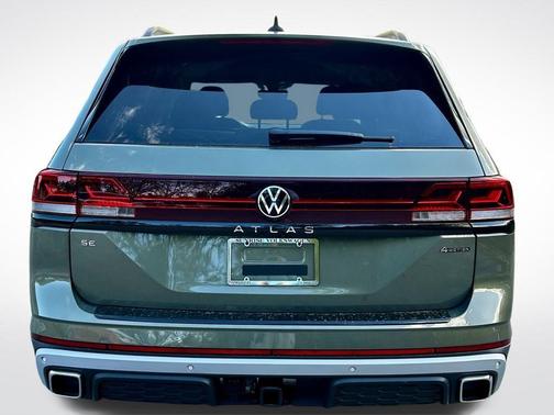 2026 Volkswagen Atlas 2.0T Peak Edition