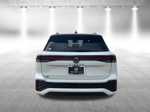 Opal White Pearl 2026 Volkswagen Tiguan 2.0T SE R-Line Black