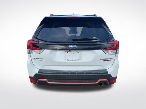 Crystal White Pearl 2021 Subaru Forester Sport