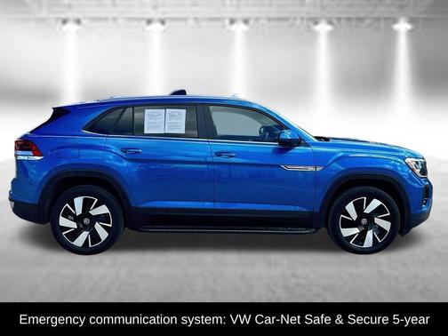 Kingfisher Blue 2024 Volkswagen Atlas Cross Sport 2.0T SE w/Technology