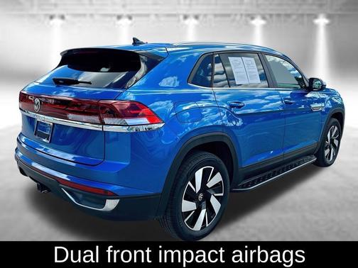 Kingfisher Blue 2024 Volkswagen Atlas Cross Sport 2.0T SE w/Technology