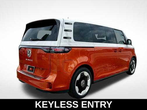 2025 Volkswagen ID. Buzz Pro S Plus