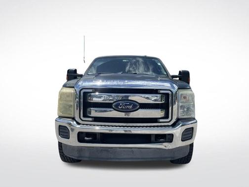 Green 2015 Ford F-250 XLT