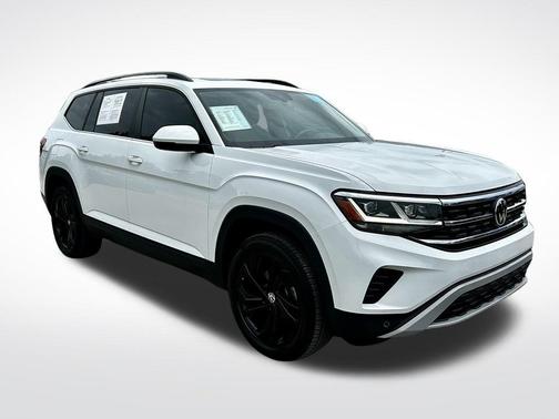 2022 Volkswagen Atlas 2.0T SE w/Technology