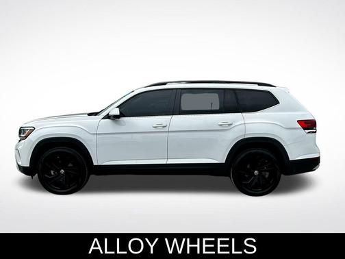 2022 Volkswagen Atlas 2.0T SE w/Technology