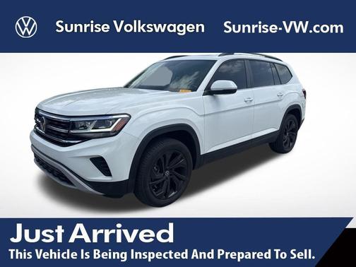 2022 Volkswagen Atlas 2.0T SE w/Technology