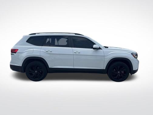 2022 Volkswagen Atlas 2.0T SE w/Technology