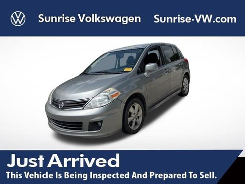 2012 Nissan Versa 1.8 SL
