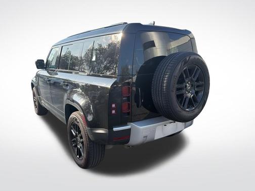 2025 Land Rover Defender P300