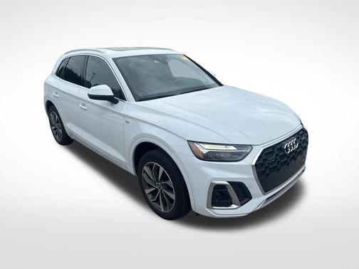2022 Audi Q5 45 S line quattro Premium