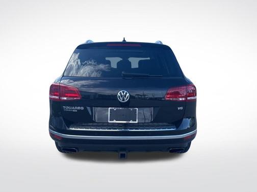2016 Volkswagen Touareg VR6