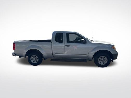 2017 Nissan Frontier S