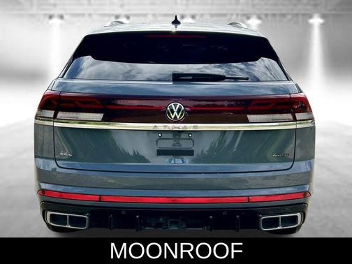 Pure Gray 2024 Volkswagen Atlas Cross Sport 2.0T SEL Premium R-Line