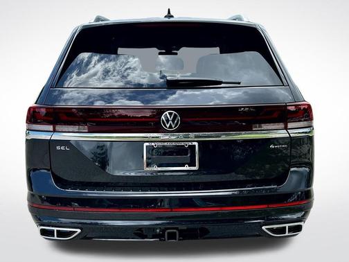 2025 Volkswagen Atlas 2.0T SEL Premium R-Line