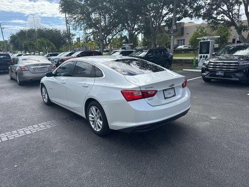 2017 Chevrolet Malibu Hybrid 