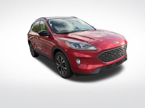 Red Metallic 2022 Ford Escape SEL