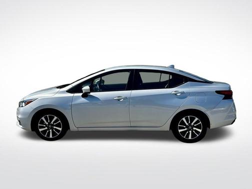 2022 Nissan Versa 1.6 SV