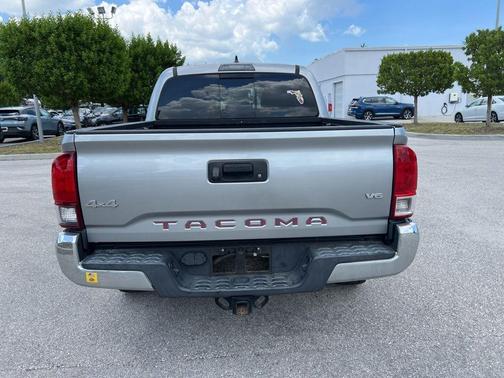 2018 Toyota Tacoma SR5
