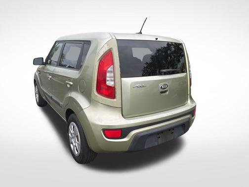 2013 Kia Soul Base