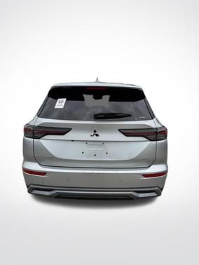 Silver 2025 Mitsubishi Outlander